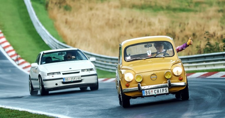 Legendarni Fićo stigao na Nürburgring i odveo krug za pamćenje