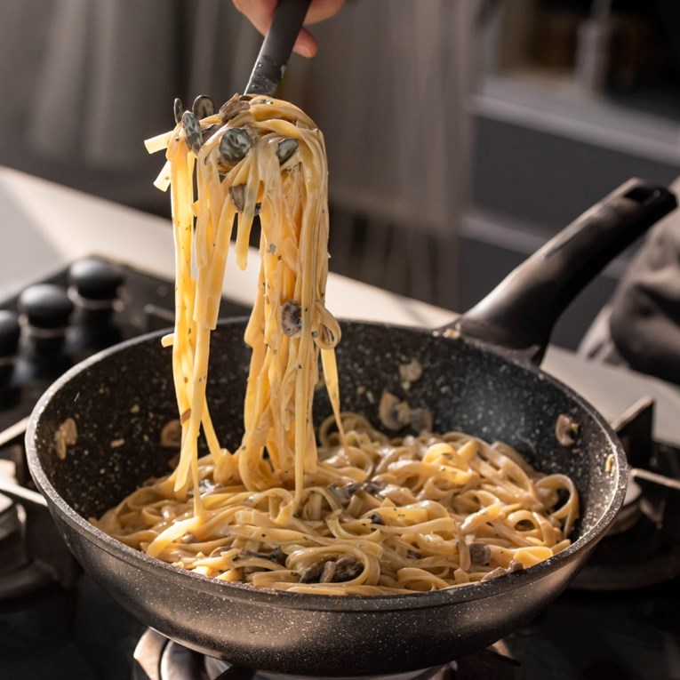 Ovaj trik za kuhanje tjestenine promijenit će vam život, svi smo to krivo radili