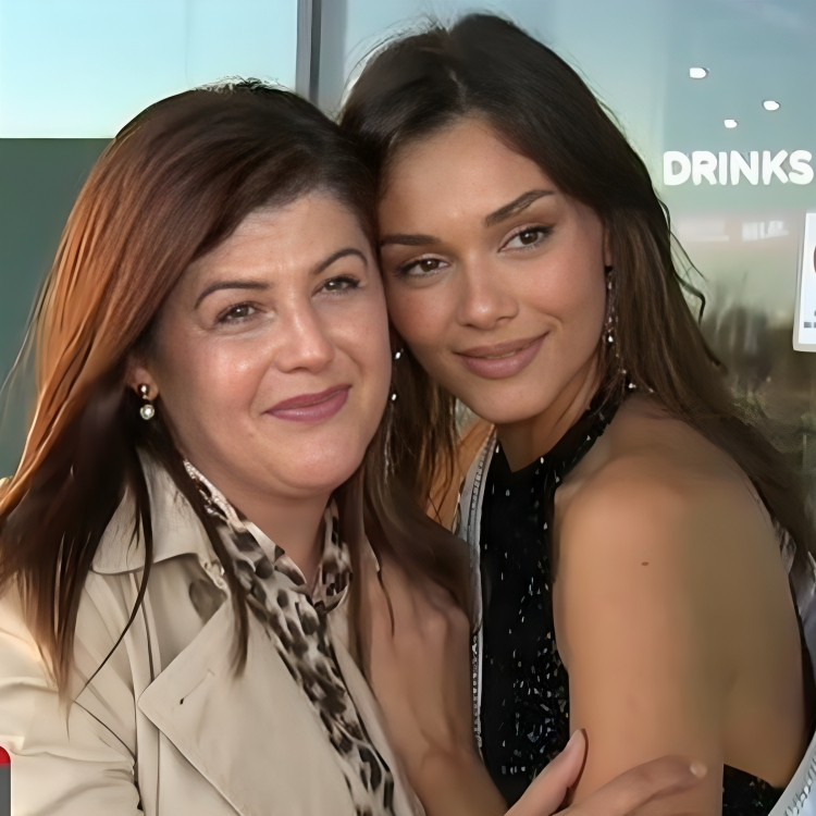 Lauri Gnjatović mama je velika podrška: "Ono što radi puno je vrjednije od krune"