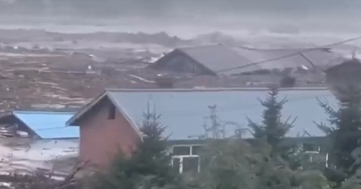 VIDEO Razorne poplave u Kini. Najmanje 10 mrtvih, više od 30 nestalih