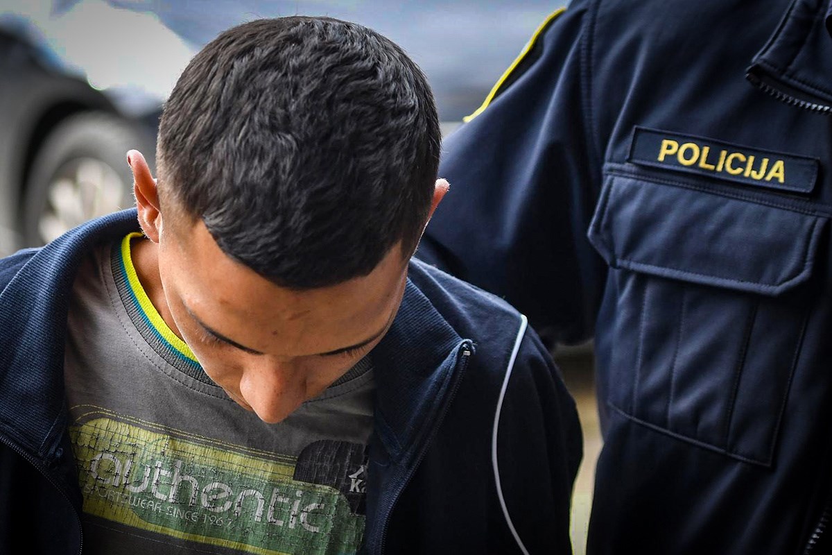 Mladić se igrao ilegalnom puškom pa ubio majku. Doznajemo kakvu je kaznu dobio