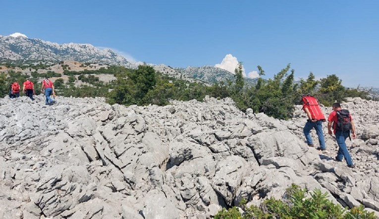 Na Velebitu u ponedjeljak umrla strankinja