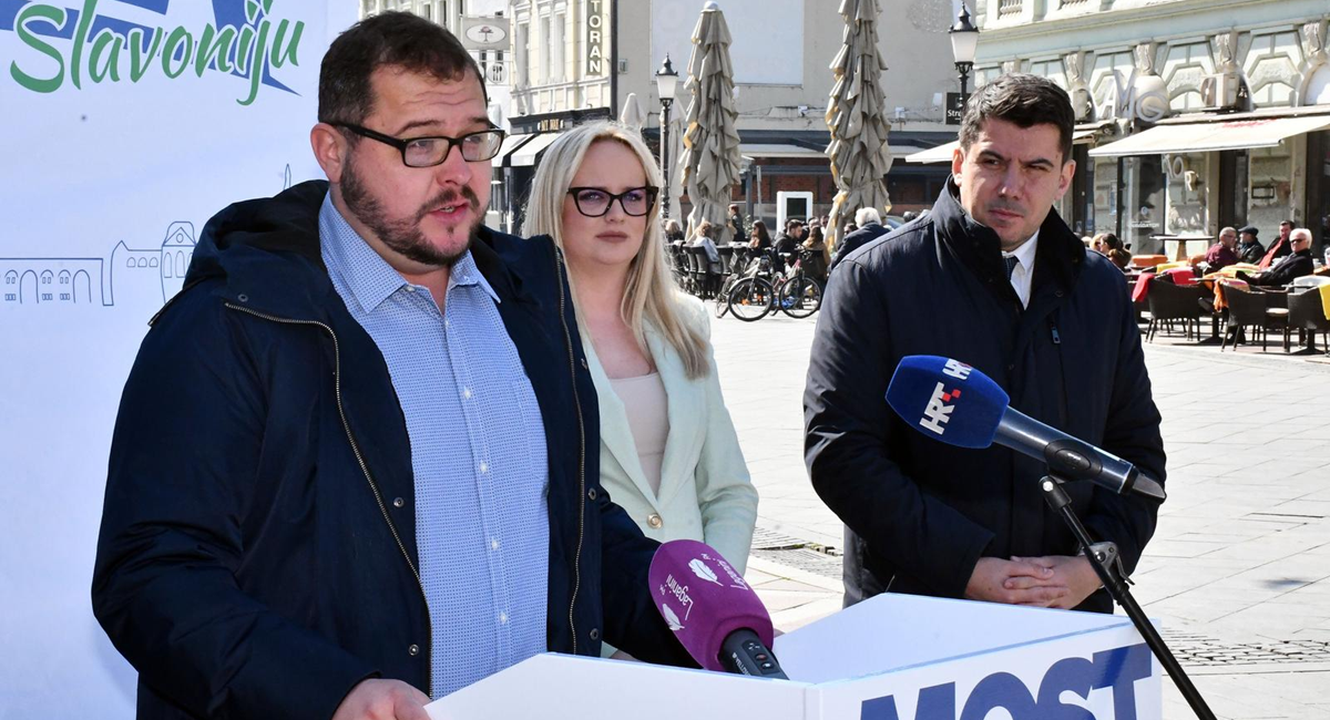 Mostovac donio većinu HDZ-u. Odmah je izbačen iz stranke