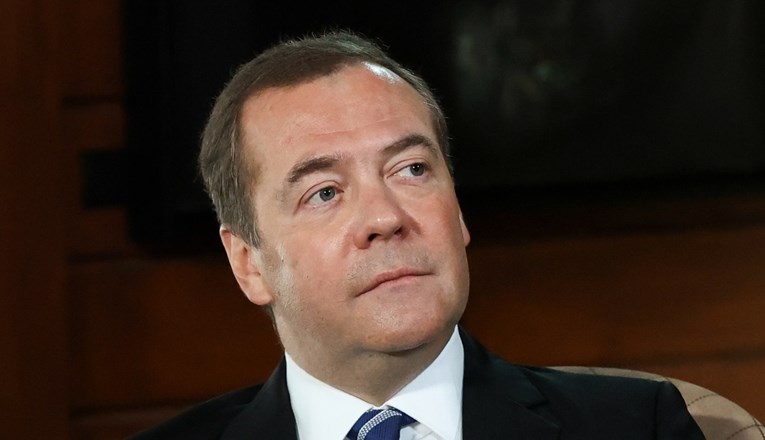 Medvedev: Aneksija teritorija je nepovratna, možemo koristiti sva sredstva zaštite