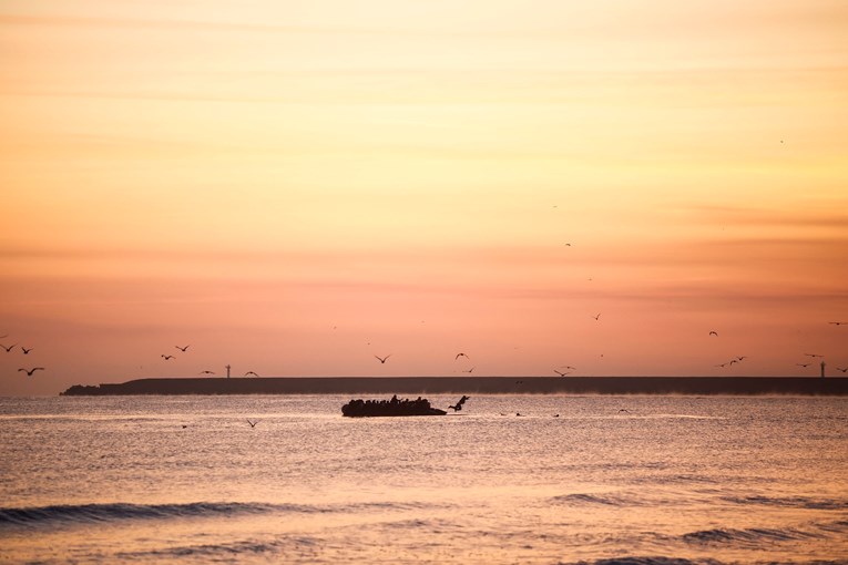 U Sredozemlju potonuo brod s migrantima, 50 poginulih