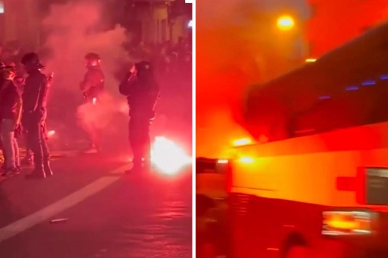 VIDEO Navijači Barcelone razbili prozor na autobusu Atlética uoči utakmice