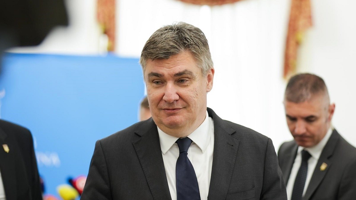 HDZ-ovac: Milanović ispod razine komunista, oni su građanima čestitali Božić