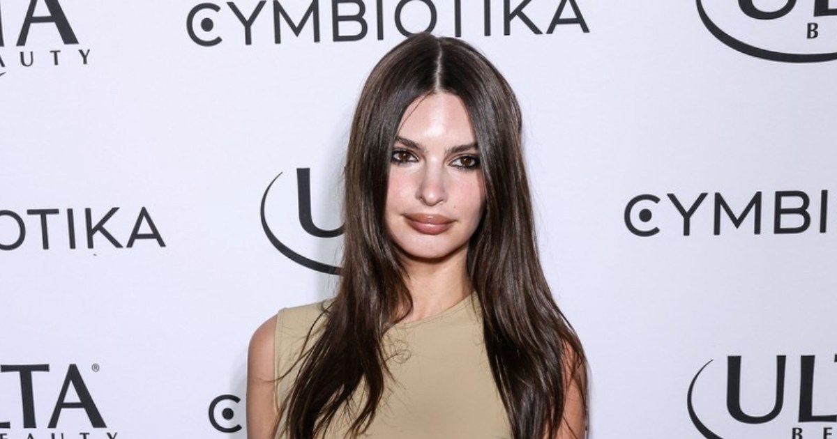 Emily Ratajkowski iznenadila u seksi mini haljini