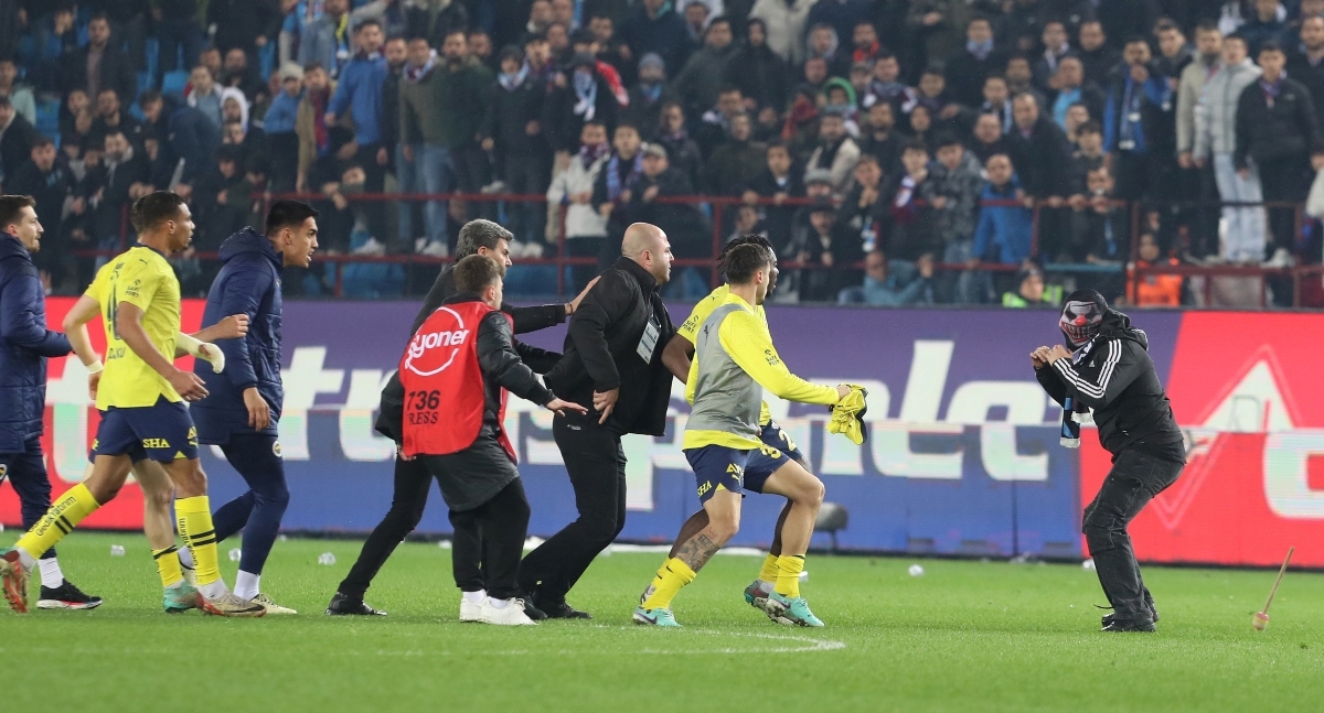 Krizni noćni sastanak u Feneru. Džeko iznio stav igrača o istupanju iz lige