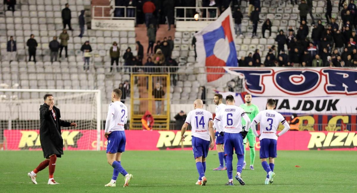 Pogledajte kako je Torcida ispratila igrače Hajduka nakon poraza od Rijeke