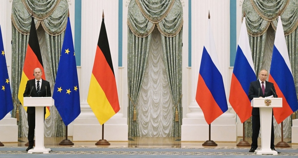 Scholz planira s Putinom uskoro razgovarati o Ukrajini