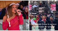 Mariah Carey tijekom izvođenja svog božićnog hita gledala u veliki ekran sa stihovima