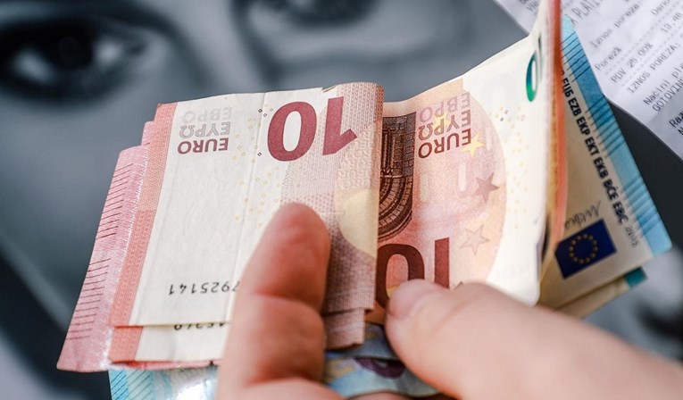 Srbin u Hrvatsku švercao 800 lažnih novčanica od 10 eura