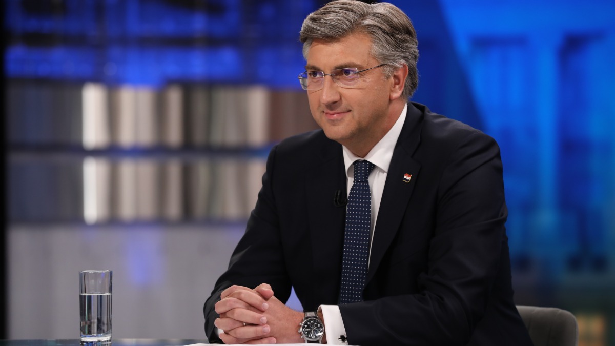Plenković: Za razliku od Bernardićevih uvreda i floskula, iznosio sam argumente