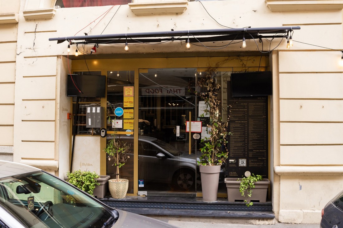 Zatvoren libanonski restoran u Zagrebu? Na vratima osvanuo crveni natpis