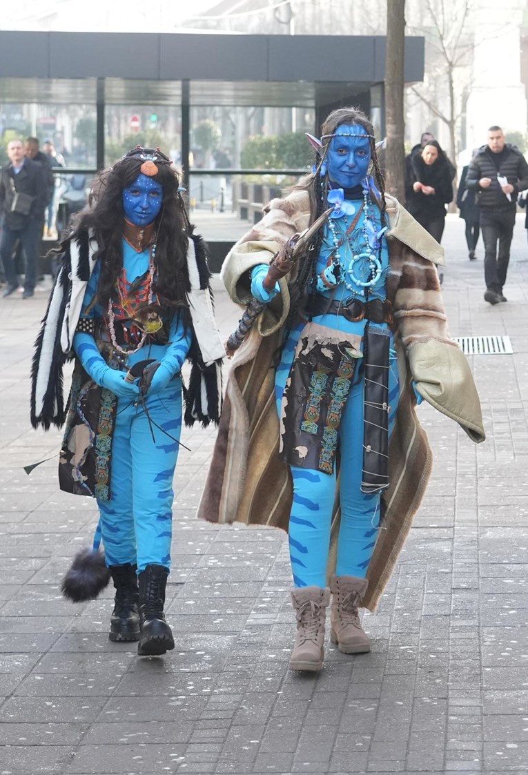 Avatari prošetali centrom Beograda kako bi promovirali treći nastavak filma