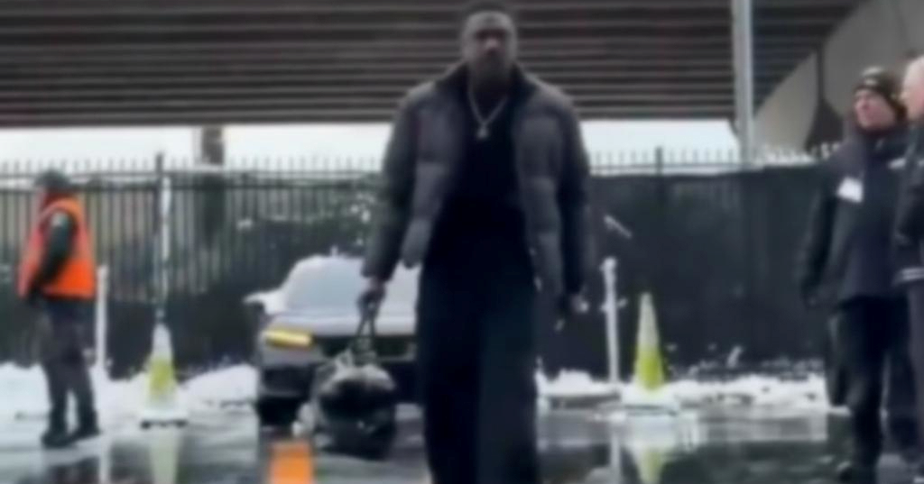 Dosad je zaradio 150 mil. dolara. Postao je hit zbog auta u kojem je došao na trening