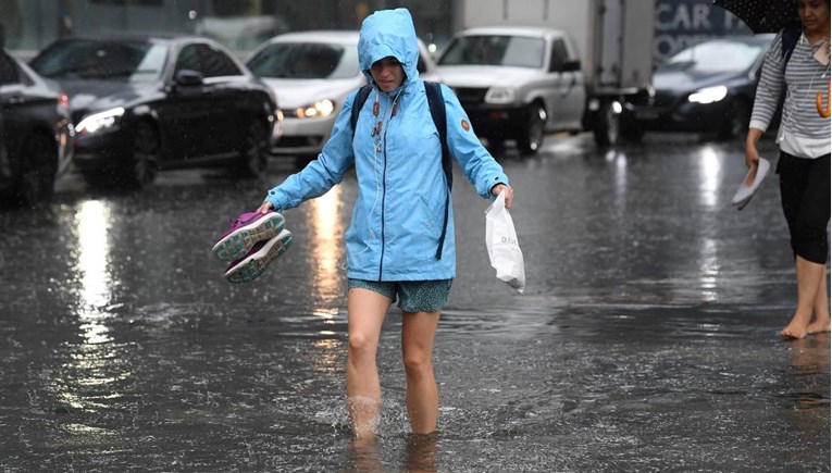 Uragan Gabrielle se približava Novom Zelandu. Zatvorene škole, proglašene uzbune