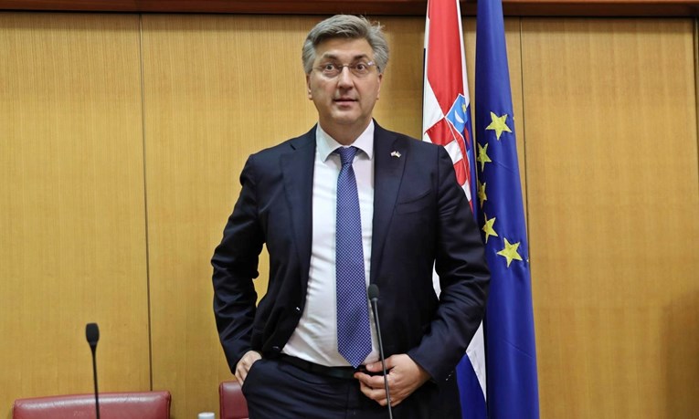 Sabor sutra raspravlja o opozivu Plenkovića