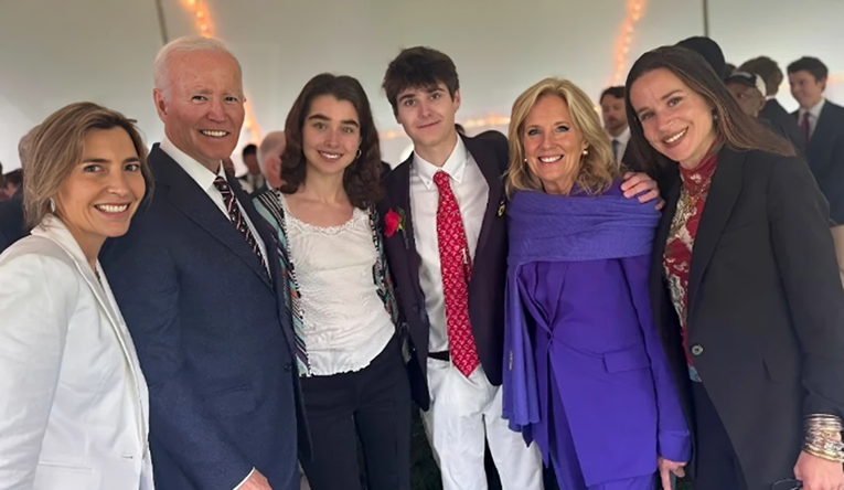 Biden se pojavio u javnosti prvi put otkad je objavljeno da ima rak