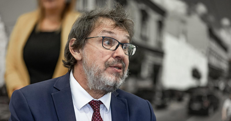 Izbila svađa u hrvatskoj stranci u Srbiji nakon što je stranački šef bio kod Vučića