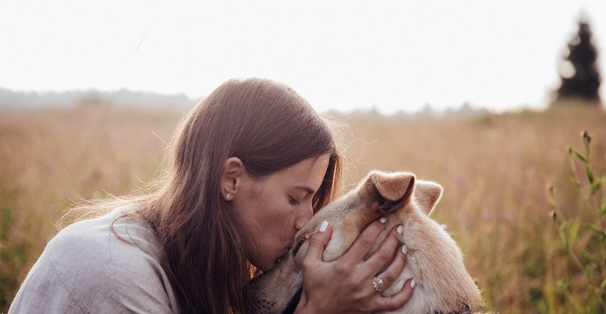 Stručnjakinja za ponašanje životinja: Ovo su znakovi da vas vaš pas stvarno voli