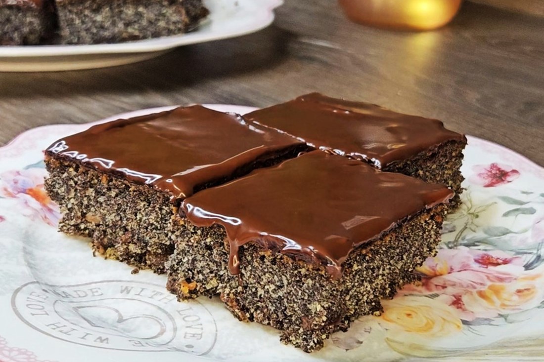 Sočne mak kocke bez brašna. Imamo odličan recept naše čitateljice
