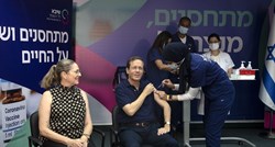 Izraelski predsjednik primio treću dozu, poziva sve starije od 60 da učine isto