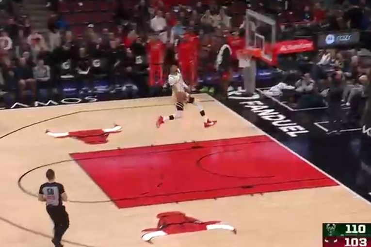 Ostalo je pet sekundi do kraja. Onda je Giannis brutalno zakucao i pokrenuo sukob