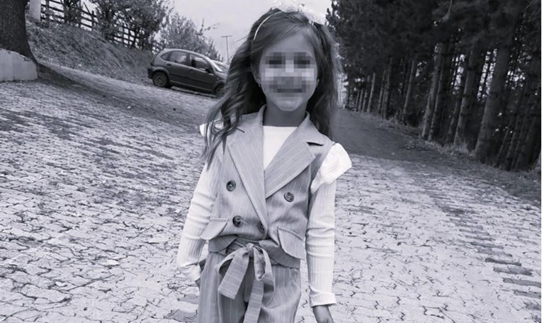 Ema (4) preminula u Beogradu nakon operacije krajnika. Majka: Sumnjamo na pogrešku