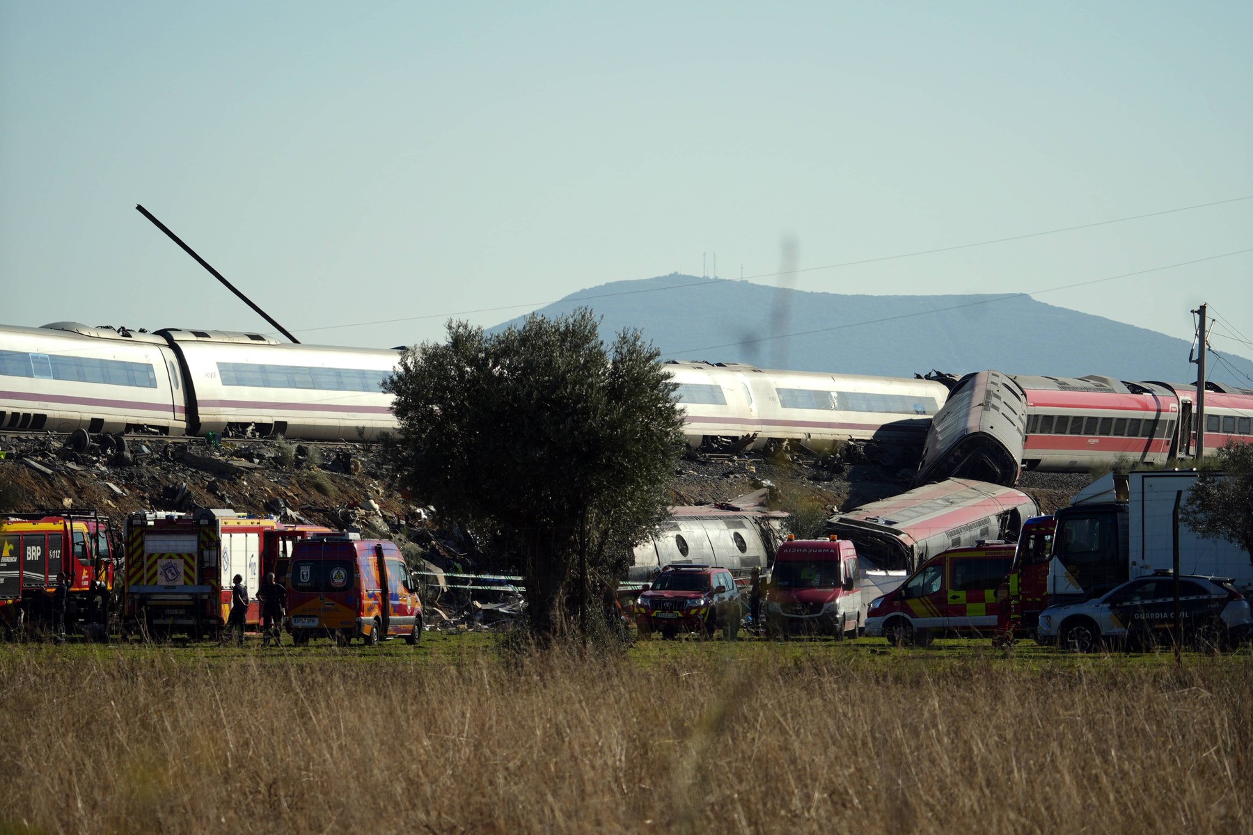 Novi detalji tragedije. Otkrivena brzina vlaka kojem su odobrili prolazak kroz crveno
