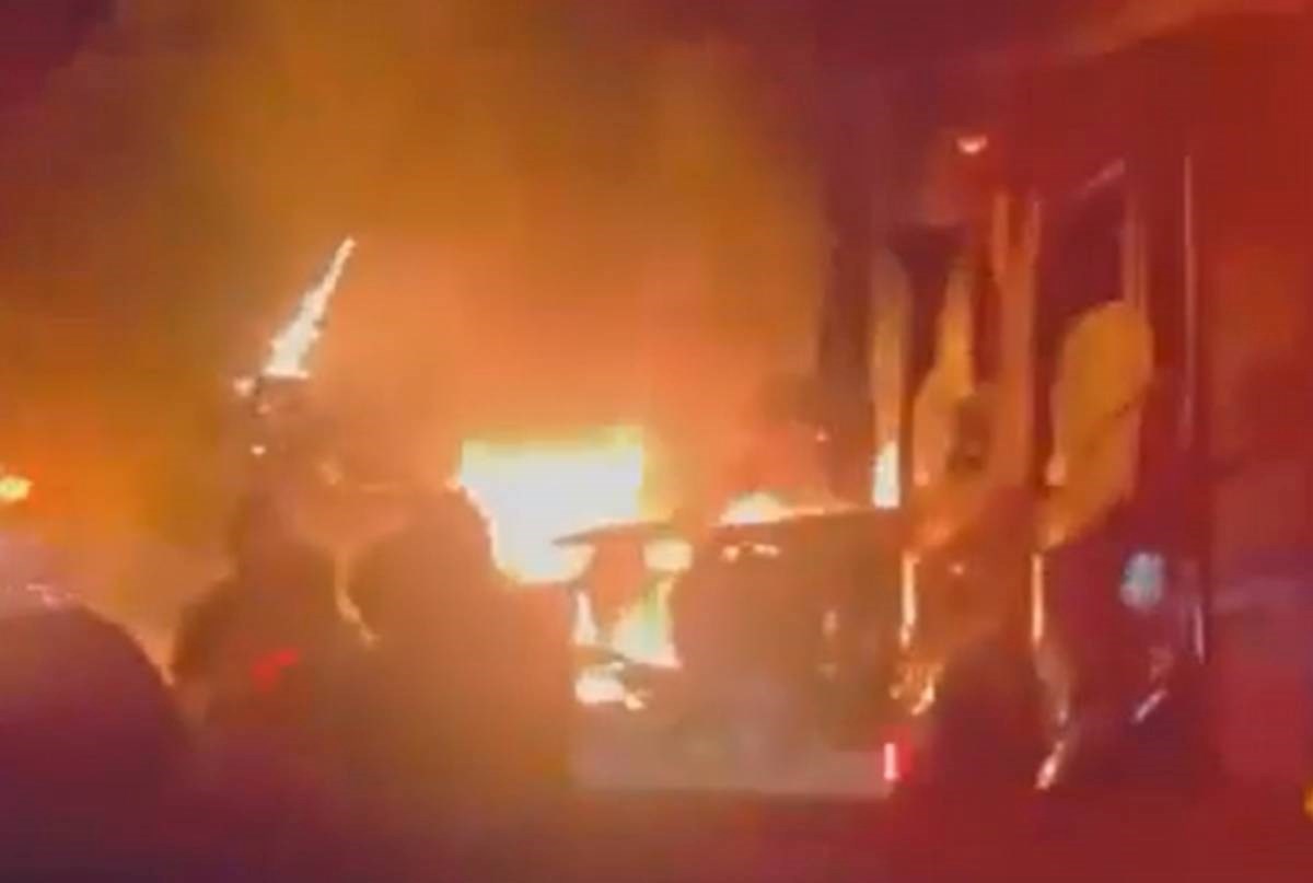 VIDEO Iran projektilom pogodio stambenu zgradu u Haifi. "Izravan pogodak"