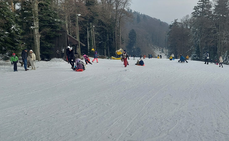Tomašević odlučio: Skijanje na Sljemenu bit će besplatno do kraja sezone