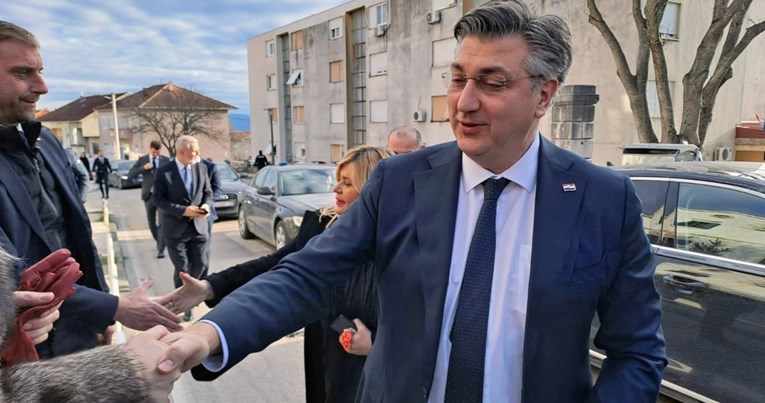 Plenković na skupu HDZ-a Imoćanima obećao rješavanje ceste i gradskog duga