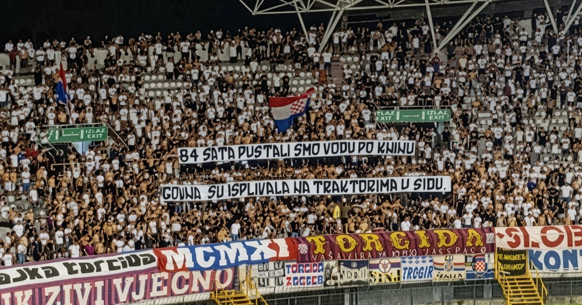 Pogledajte poruku koju je Torcida podigla dok je Poljud uzvikivao "Za dom spremni"