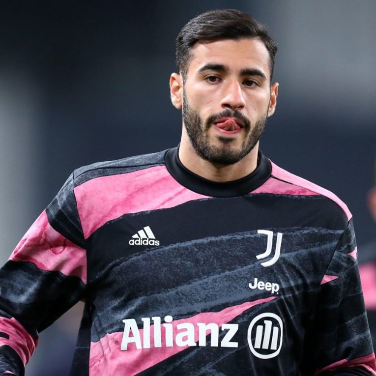 Bivši igrač Juventusa: Ronaldo je žvakao i mirisao travu jer ga je Sarri naljutio