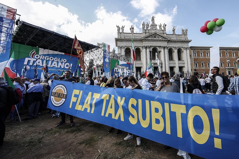 Salvini vodi masovni antivladin skup u Rimu, očekuje preko 100.000 ljudi
