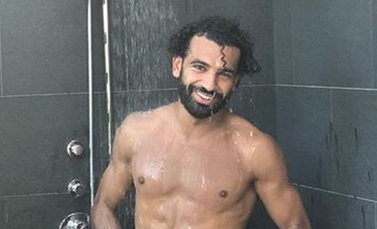 Salah objavio fotku sa ženom, bijesni fanovi ga napali, reagirao i Lovren