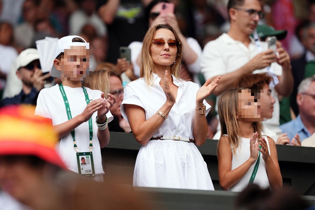 Jelena Đoković pojavila se na Wimbledonu u haljini koja nikad ne izlazi iz mode