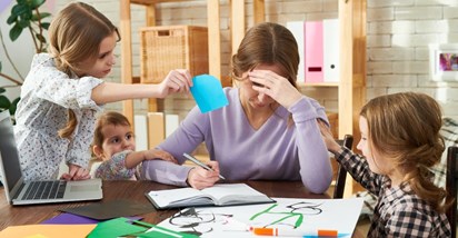 Zašto su mame troje djece pod stresom, a one s četvero toliko opuštene?