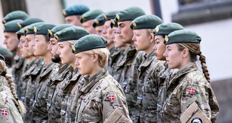 Danska uvela vojni rok za žene