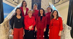 Saborske zastupnice danas su nosile crveno, Marijana Puljak objasnila zašto