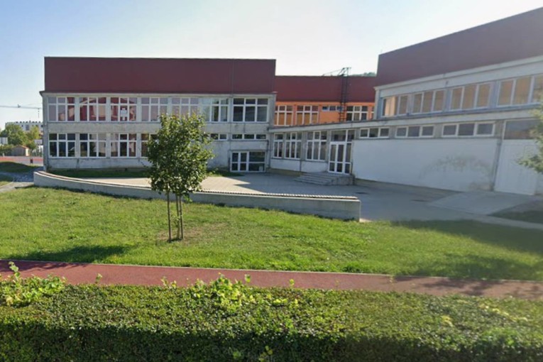 Pet gradova i tri općine dobili milijunske kredite za škole, vrtiće i dvorane