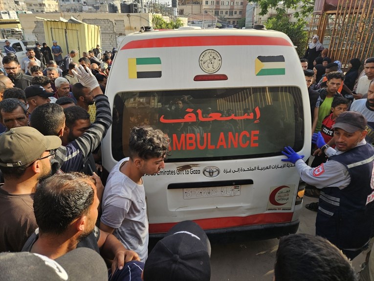 Palestinci ubijeni kod mjesta za dijeljenje hrane. Šef UN-a: Tražim hitnu istragu