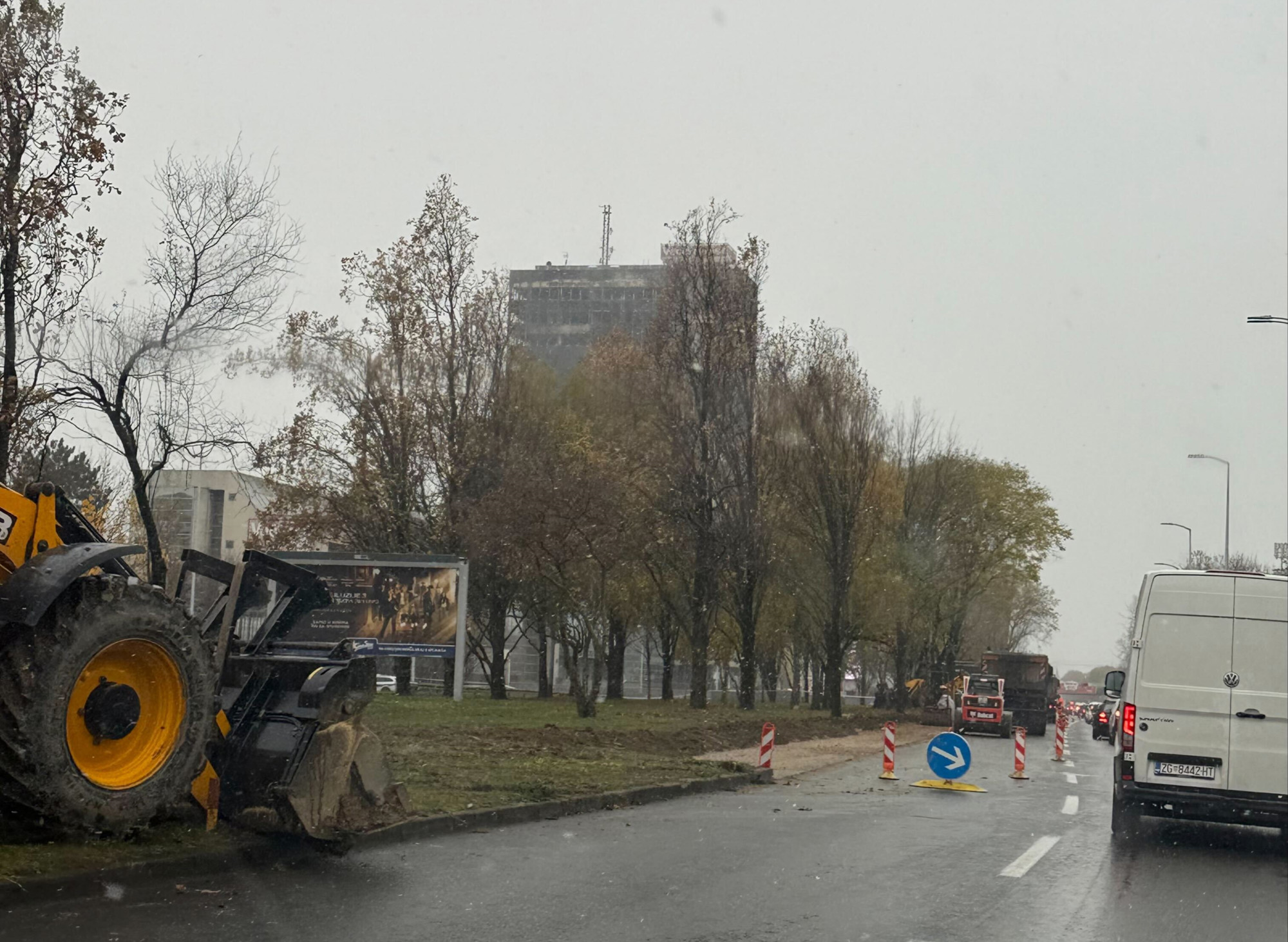 FOTO Traju radovi na cestama kod Vjesnika, trajat će oko tjedan dana