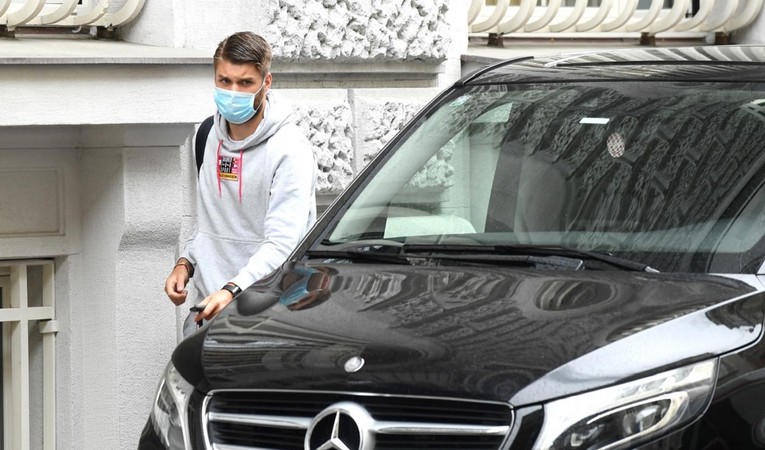 Modrić i Rakitić ne dolaze na okupljanje, Pacak ima koronu. "Okolnosti nisu sjajne" 