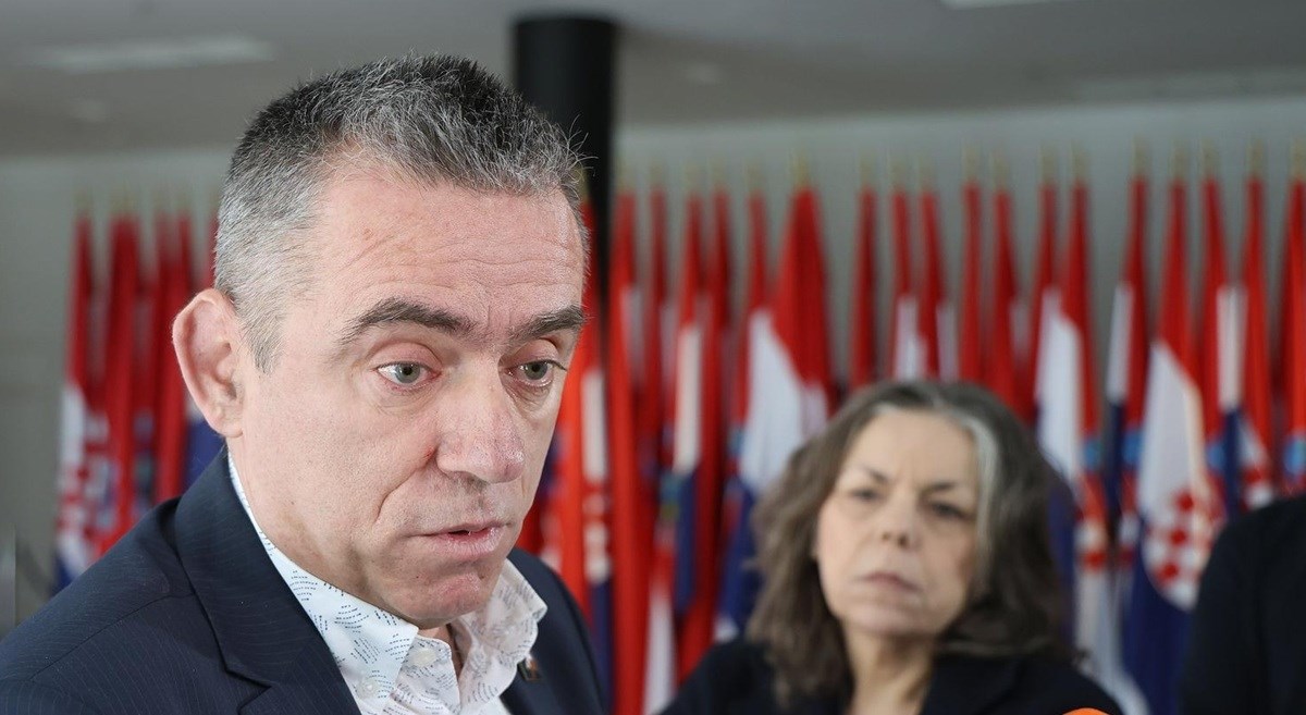 Ćipe žestoko napao Miletića: Radićev novac promijenio mu je srce