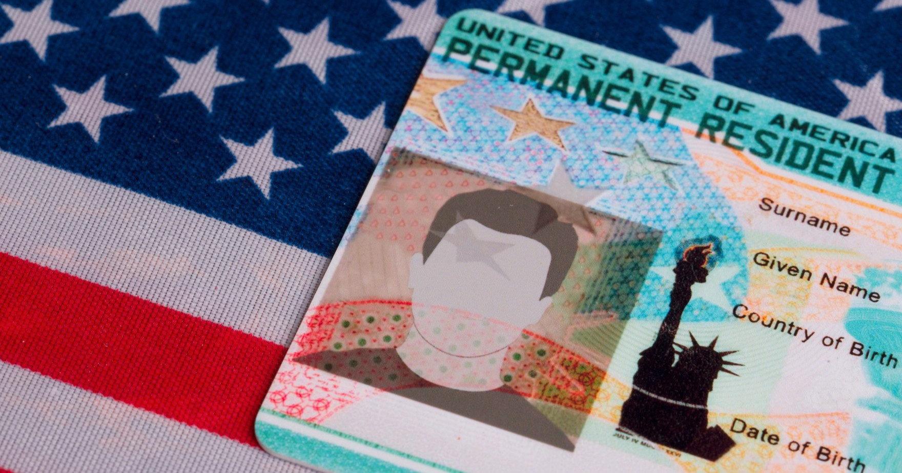 Trump mijenja pravila za zelene karte, odvjetnici upozoravaju na kaos
