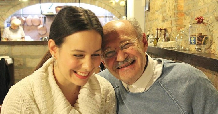 Mustafa Nadarević preminuo je prije godinu dana, kći Nana posvetila mu objavu