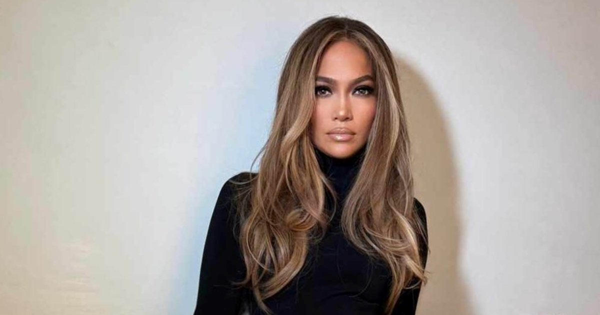 Znamo koji je proizvod zaslužan za blistav ten Jennifer Lopez